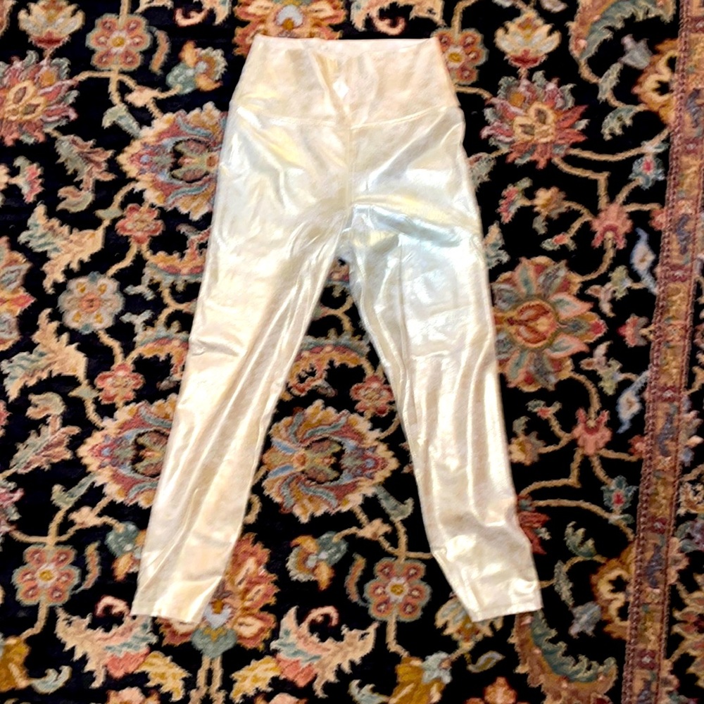 Carbon38 Gold Metallic Leggings Size Medium